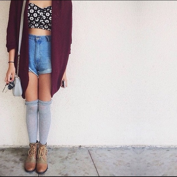 Forever 21 Tops - 💕😍MAKE AN OFFER! BURGUNDY LONGLINE CARDIGAN😍💕